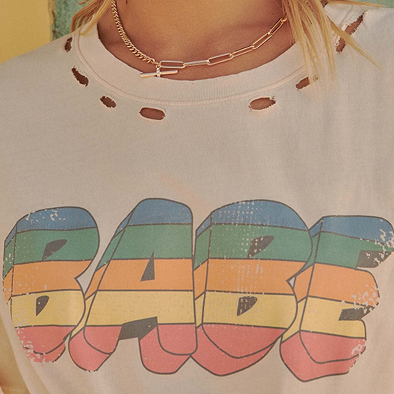 hongfeng manufactures soft t shirts for women with a stylish tattered vintage print design.